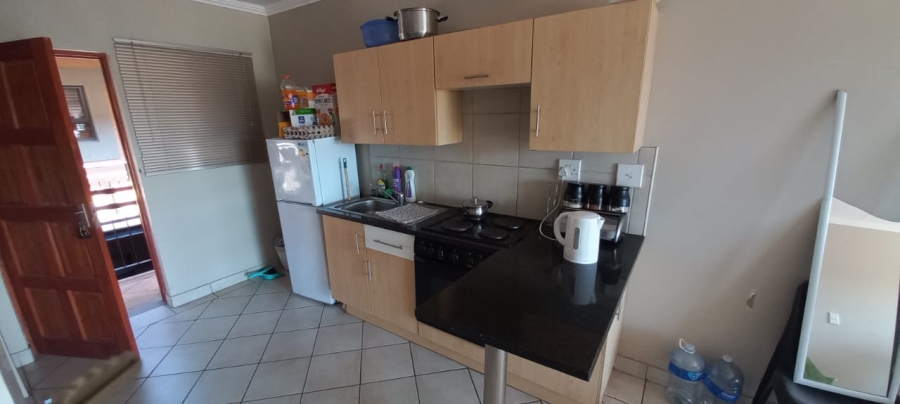 1 Bedroom Property for Sale in Vredenhof Sh Free State